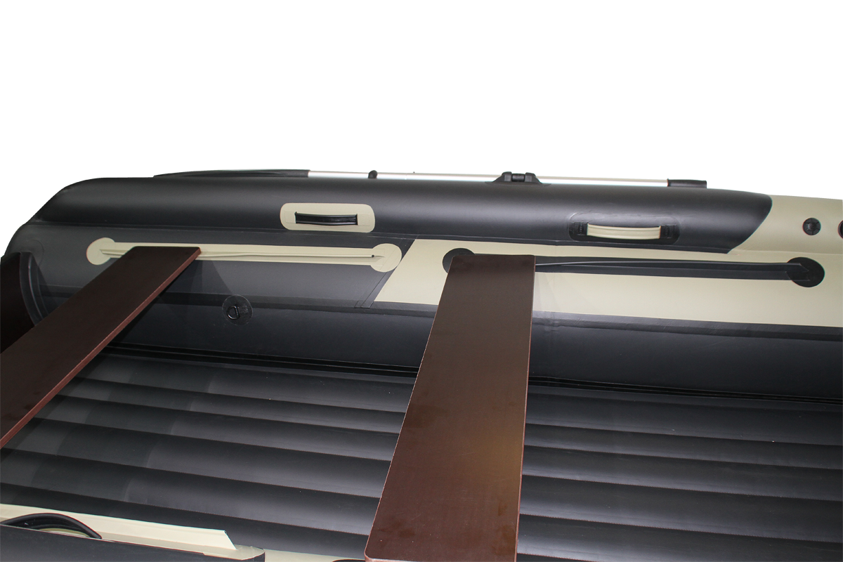 Reef Triton 370 S-Max с интегрированным фальшбортом Reef Triton 370 S-Max с интегрированным фальшбортом
